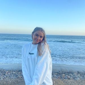 MediumSupreme sweatshirt